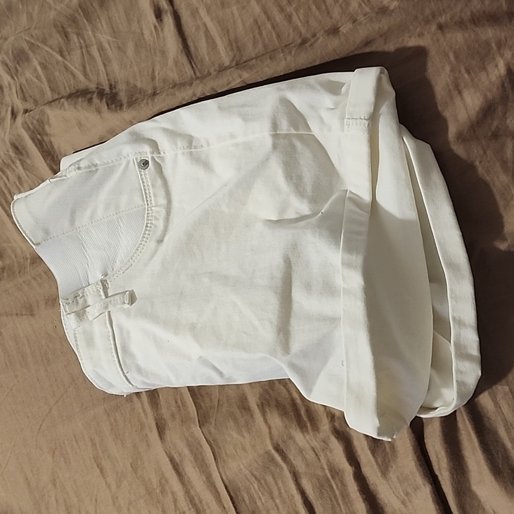 Maternity shorts